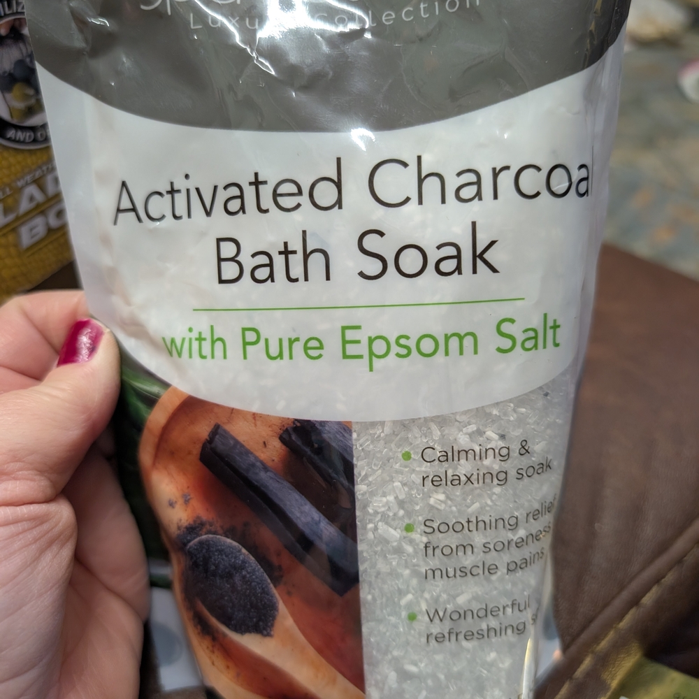 Soothing Charcoal Bath Soak with Epsom Salt
